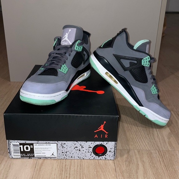 Air Jordan 4 Retro - Picture 4 of 14